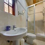 Charming House In Close To Ferries Tatil Evi