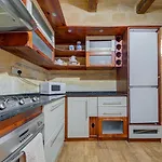 Charming House In Close To Ferries *
