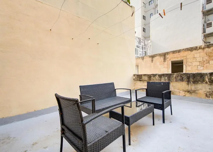 Charming House In Close To Ferries Prázdninový dům Sliema