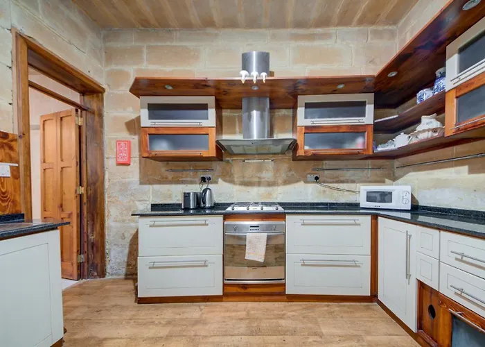 Charming House In Close To Ferries * Sliema